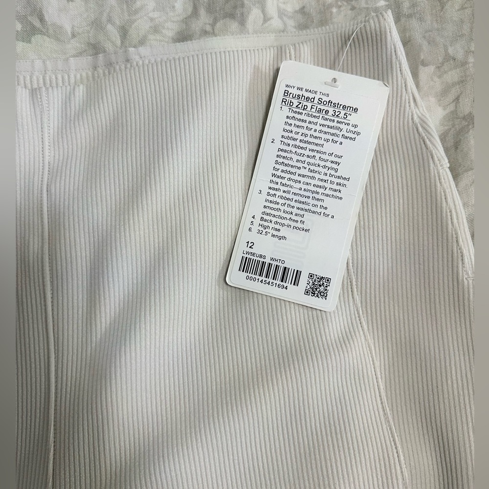 Lululemon brushed Softstreme